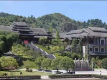 怀运集团赴通道转兵会议旧址接受革命传统教育，启动“不忘初心、牢记使命”主题教育活动