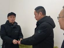 走访慰问