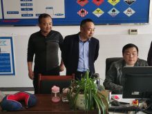    2月18日是春节假期结束后上班第一天，集团公司党委书记、董事长张世湘、党群人事部部长姚洪波一行来沅陵分公司汽车南站检查春运安全生产工作，对春节期间安全生产、隐患排查等工作表示肯定。每到一处，张世湘书记对岗位的实际情况、重点工作等进行了详细的了解，对春节期间坚守岗位的一线职工表示感谢，感谢大家辛勤的工作和所做的贡献。并希望大家再接再厉，勤奋工作，确保各项工作任务顺利完成。