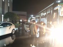 暴雨夜紧急驰援连山工业园运转员工
