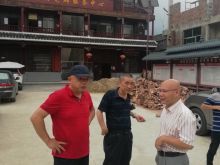 脱贫攻坚实地调研