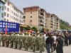 沅陵县发生的2.15水上事故，沅陵县县委领导高度重视，就此事件，4月10日沅陵县委，县政府各大机关领导至五强溪镇参加沅陵县2025年度防汛总动员暨山洪地质灾害防御应急演练。 本次应急演练由怀运集团沅陵分公司147车队承担人员、演练物资等运输任务，分公司经理张安俊对此次运输任务高度重视，对承运这次运输任务的驾驶员进行了出车前的安全叮嘱及行车安全注意事项，分管副经理王和锐对此次运输也作出了行车途中安全应急方案措施要求，147车队队长黄辉对此次参与运输车辆性能进行了安全跟踪检测及出车之前的安全叮嘱。 此次应急演练沅陵分公司共派出3台旅游大巴车，承运100余人，将此次防汛总动员暨山洪地质灾害防御应急演练普及到全县各个单位，将演练推广到每户每家，提高群众的认识度，维系民生，幸福安康。
