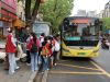 4月14日，沅陵分公司飞达公交顺利承接蒙特创意培训学校140余名学生户外写生包车运输保障任务，以专业、安全、贴心的服务，为孩子们的户外实践活动保驾护航。 为保障此次写生出行安全有序，飞达公交提前统筹运力，科学规划运输方案，选派车况良好的营运车辆及经验丰富、服务优质的驾驶员执行运输任务。发车前，公司对参运车辆进行全面安全检查，重点排查制动、转向、消防设施等关键部位，确保车辆性能稳定；同时对驾驶员开展专项安全叮嘱，强调文明行车、安全驾驶，要求全程控制车速、保持安全车距，协助老师做好学生上下车引导及安全带督促工作，全力筑牢出行安全防线。 运输过程中，驾驶员全程规范操作、贴心服务，主动配合校方做好学生秩序维护，为孩子们营造了安全舒适的乘车环境。此次运输保障任务的圆满完成，充分展现了飞达公交高效的运力组织能力和优质的客运服务水平，也得到了校方及家长的一致认可。