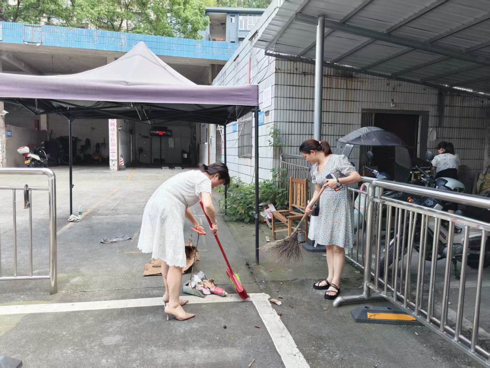打扫卫生2.jpg