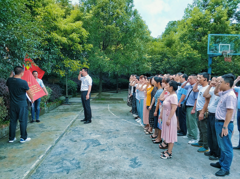 1562121814760028.png QQ图片20190703104204.png